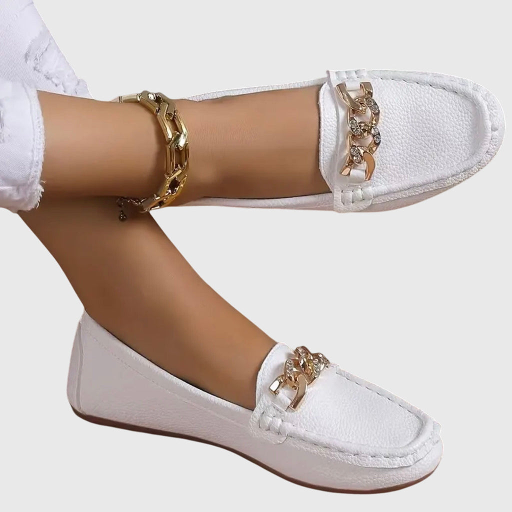 Mocassins femme à enfiler avec détail chaîne Chaussures plates habillées