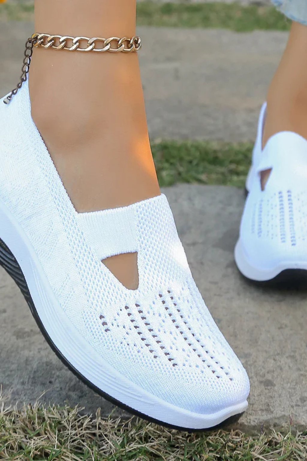 Baskets décontractées à enfiler pour femmes, chaussures de marche respirantes en maille, sneakers perforées
