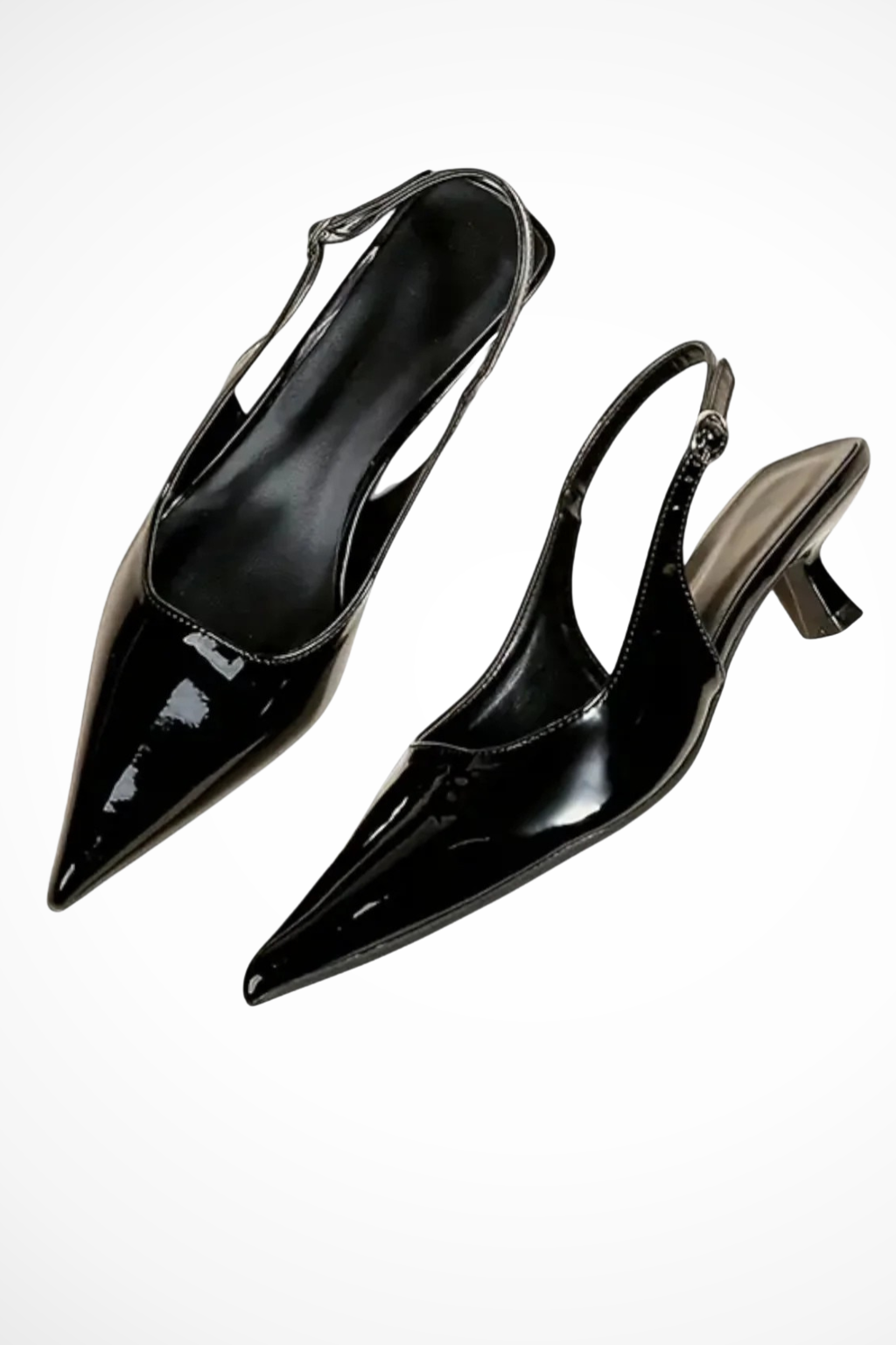 Dam Pumps med spetsig tå, slingback och kittenklack, justerbar rem, glansiga festskor