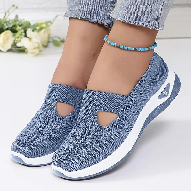 Chodící boty s flexibilním designem na nazutí