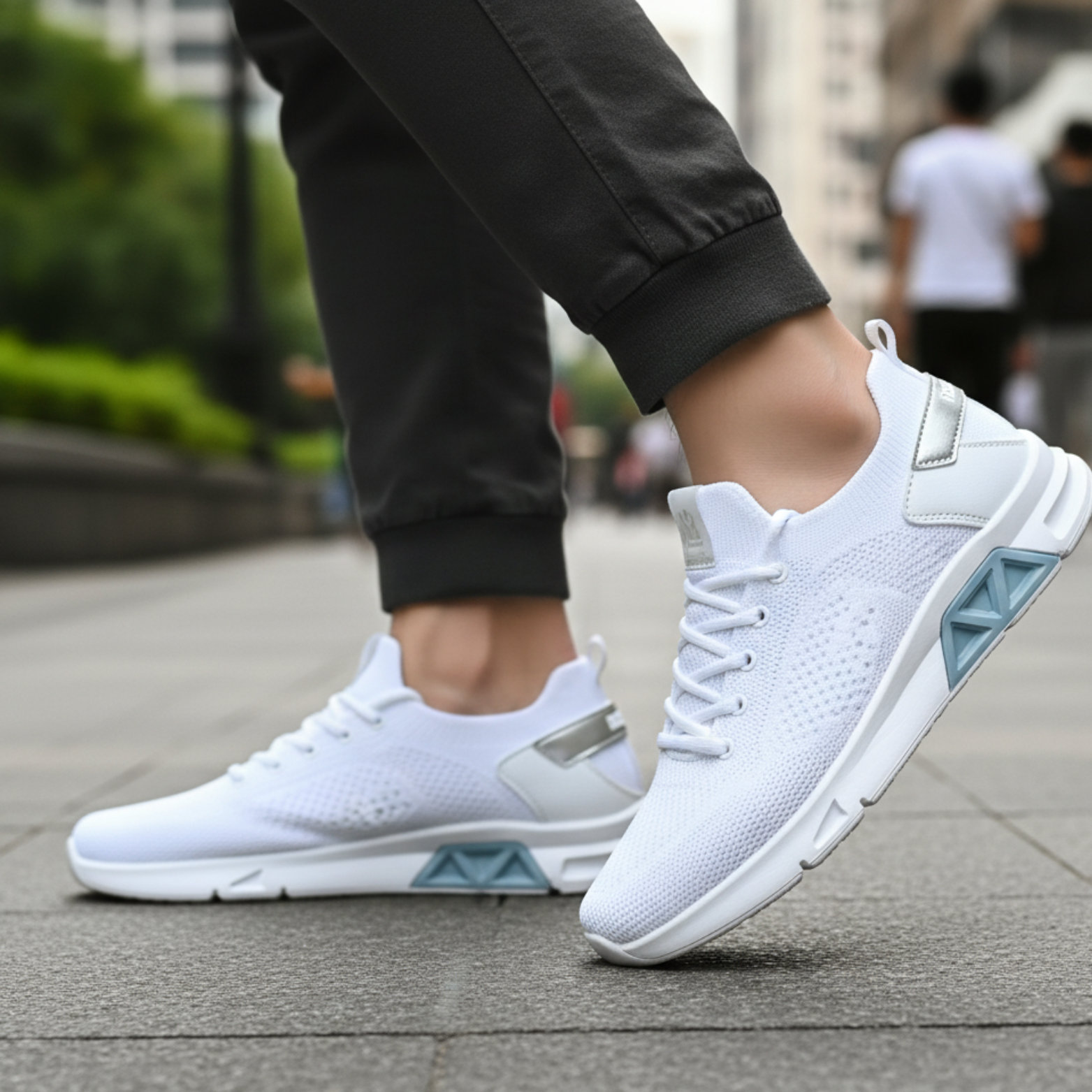 Men’s motion sneakers