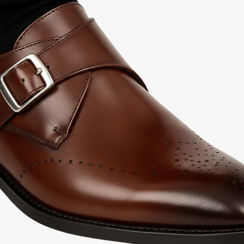 Dress Leather Shoes Men Business Oxford Shoes Fashion Carved England Buckle Formal Mengke Shoe