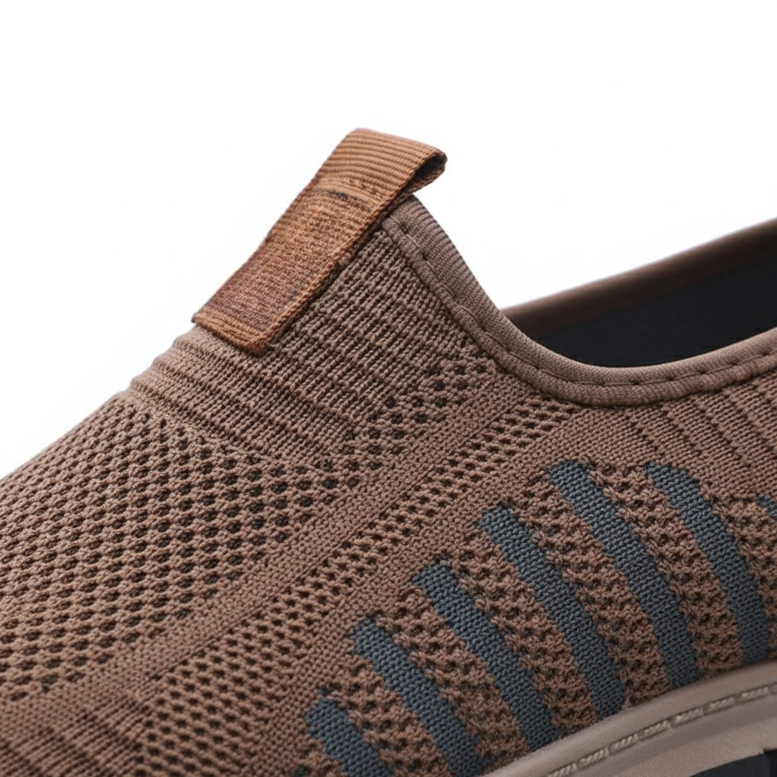 Men's Casual Sneakers Breathable Lightweight Mesh Soft Soles