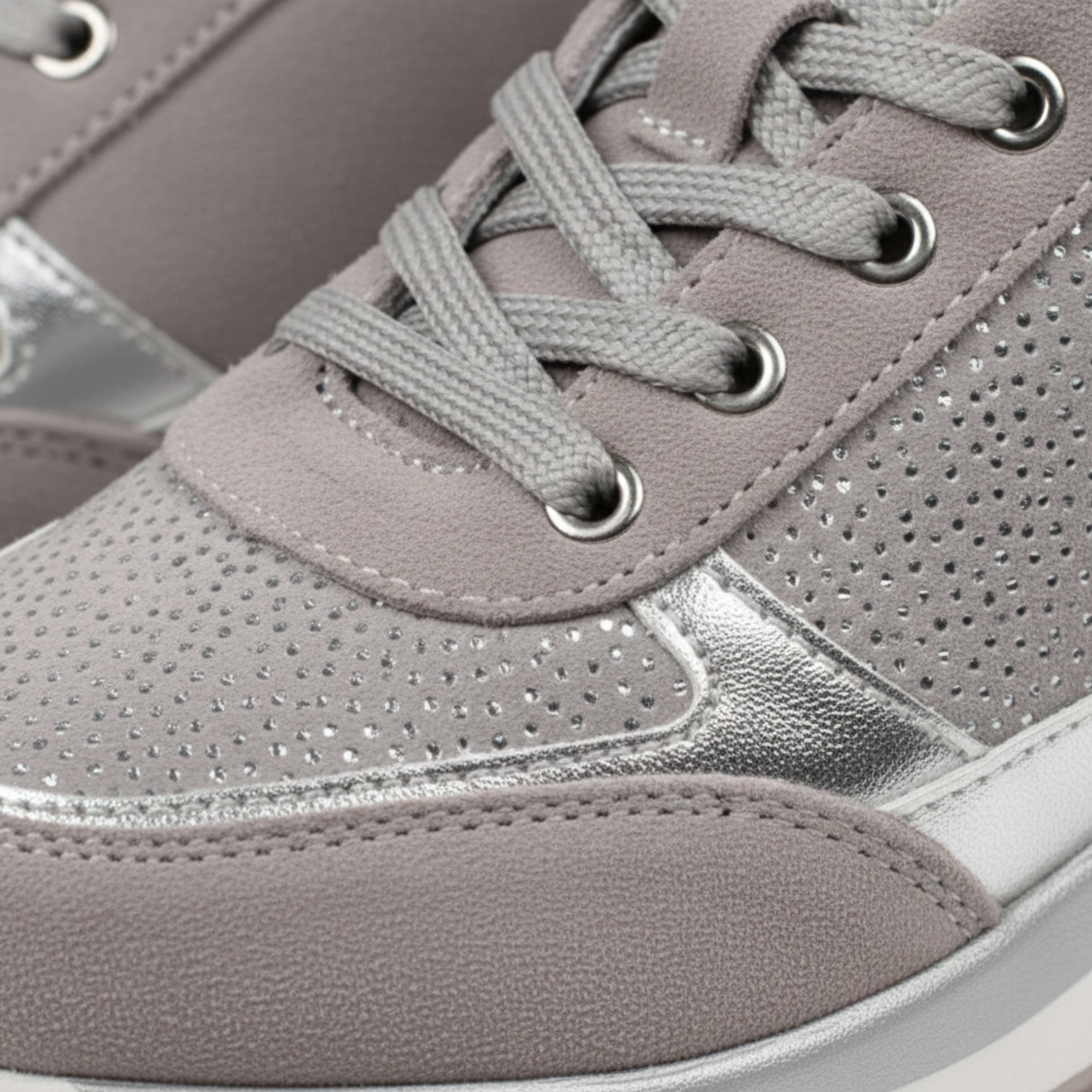 New Women's Lightweight Wedge Vulcanized Sneakers