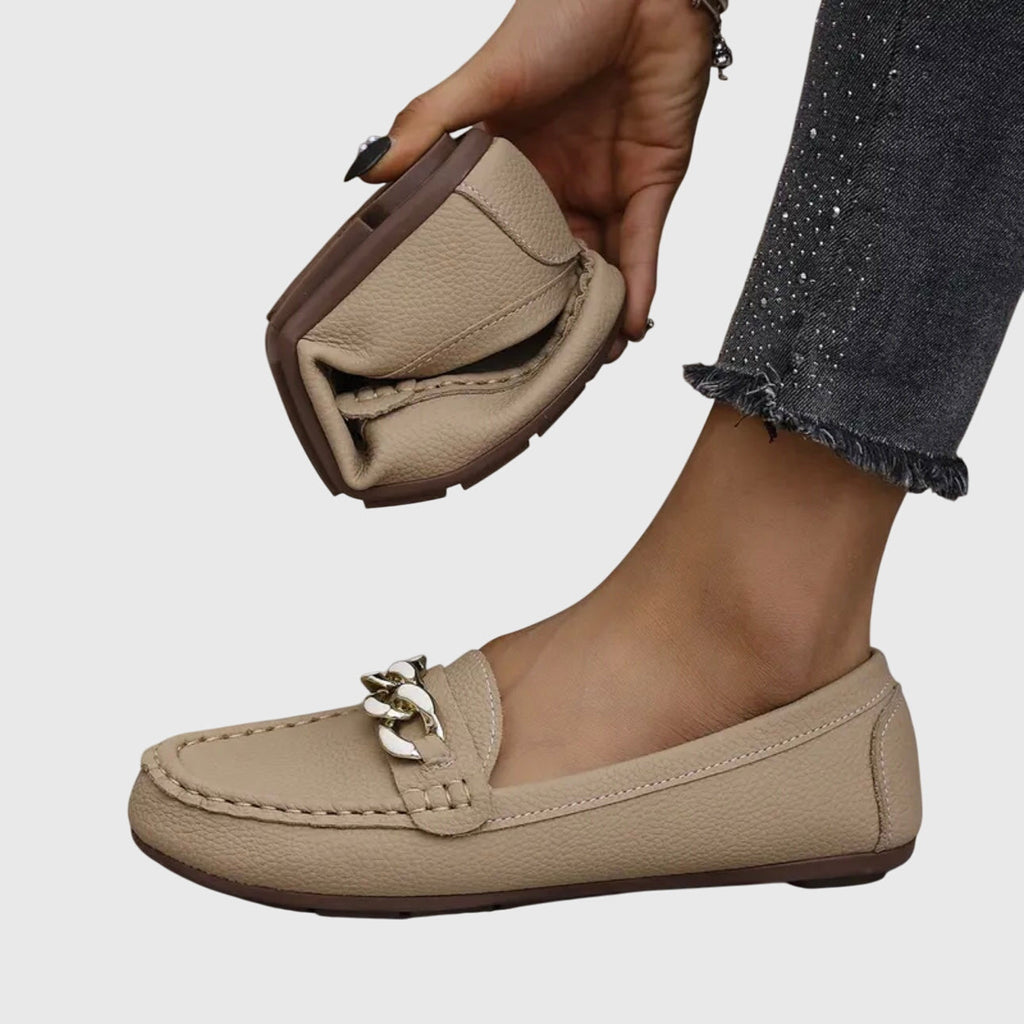 Mocassins femme à enfiler avec détail chaîne Chaussures plates habillées