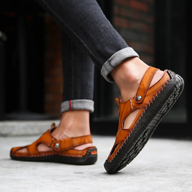 Herresandaler med lukket tå, læder, bueunderstøttelse, slip-on