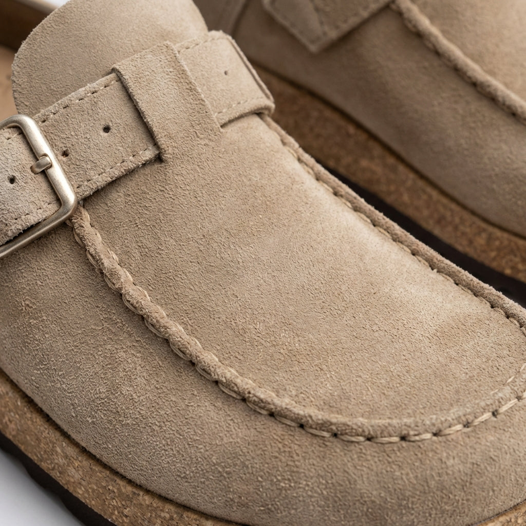 Mules en daim pour femmes avec semelle ergonomique et boucle décorative Sabots rétro