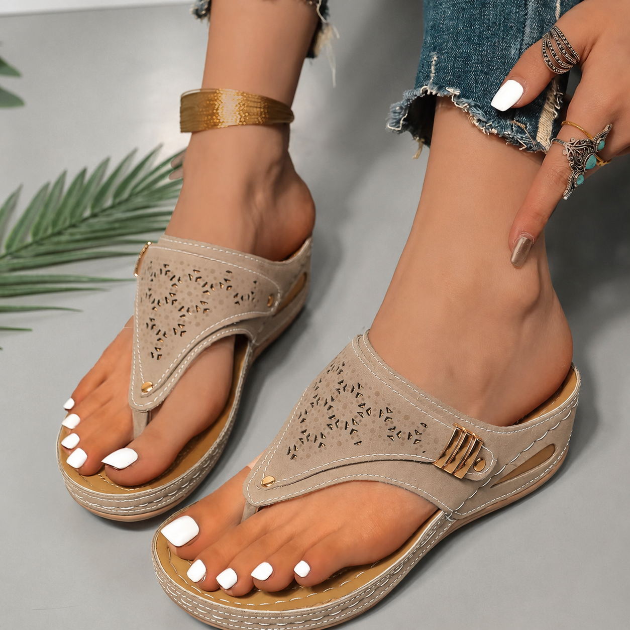 Sandales orthopédiques de marche pour femmes avec soutien de la voûte plantaire et brides réglables