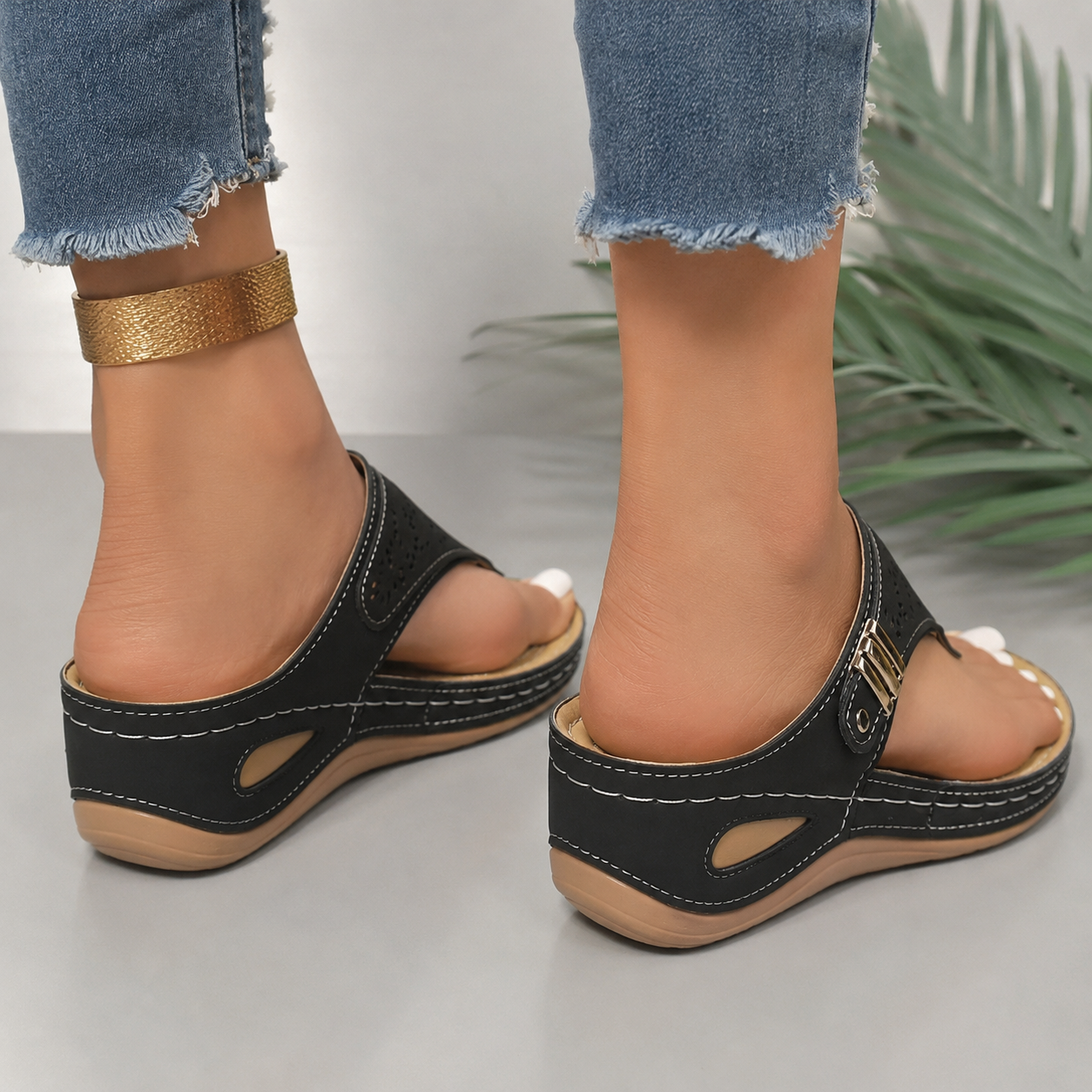 Sandales orthopédiques de marche pour femmes avec soutien de la voûte plantaire et brides réglables