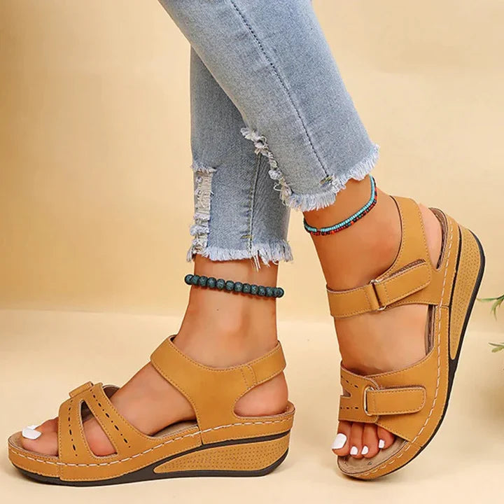 Sandalias de mujer sin cordones de cuero PU con soporte para el arco y cuña