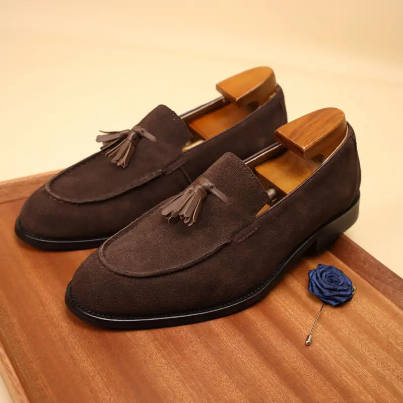 Herrskinnloafers med fransdetalj, slip-on i koskinn, affärsskor