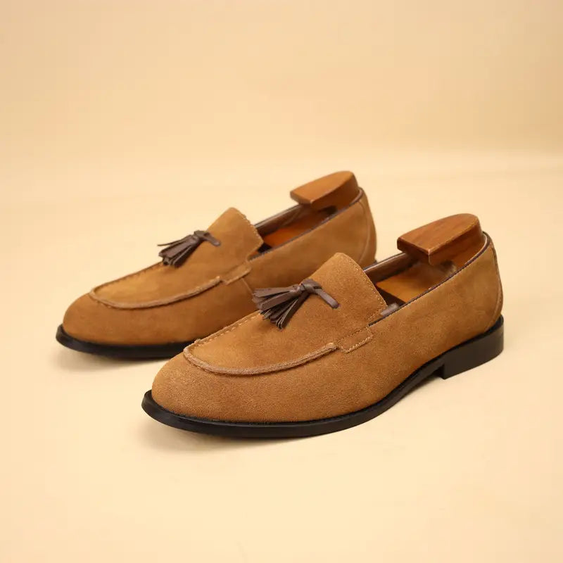 Herrskinnloafers med fransdetalj, slip-on i koskinn, affärsskor