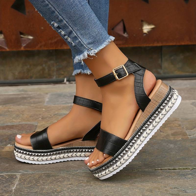 Sandales compensées pour femmes avec bride à la cheville, bout ouvert, semelle texturée, chaussures