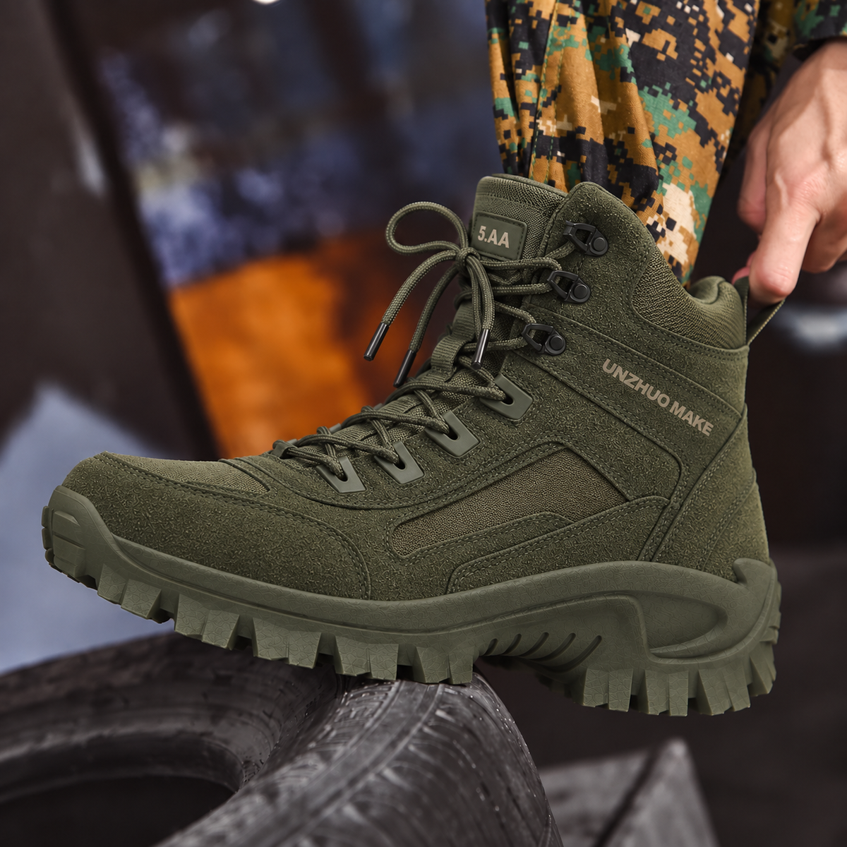 Bottes tactiques montantes confortables pour homme – semelle intérieure massante, rehaussante