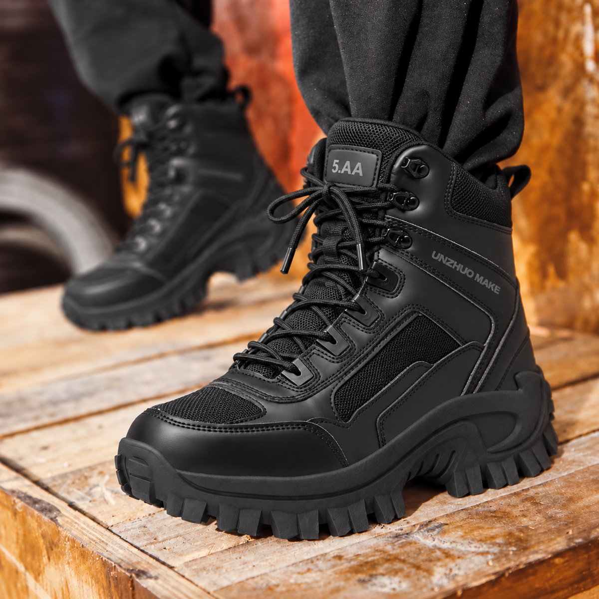 Bottes tactiques montantes confortables pour homme – semelle intérieure massante, rehaussante