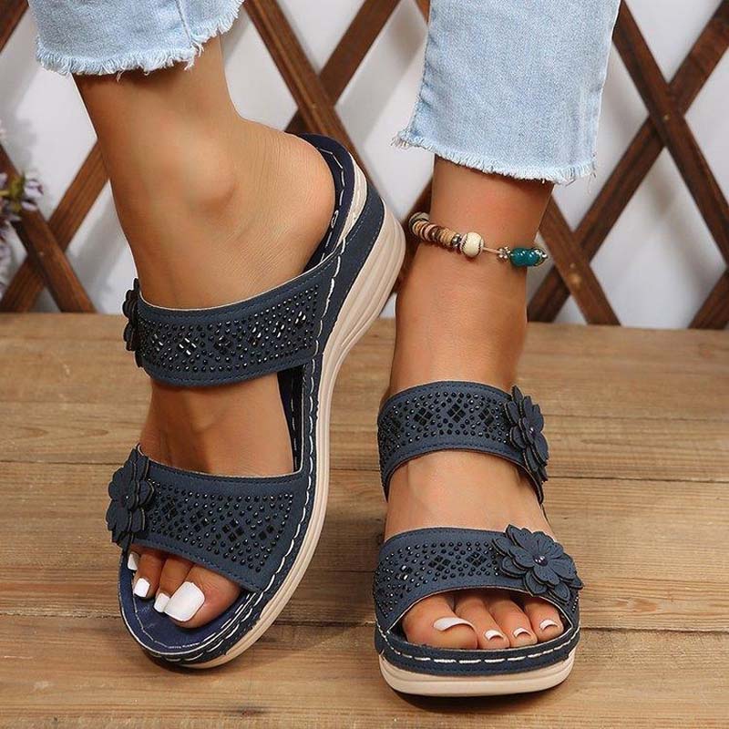 Papuci cu toc înclinat pentru femei, cu model floral, din piele PU, sandale retro romane cu platformă, slip-on