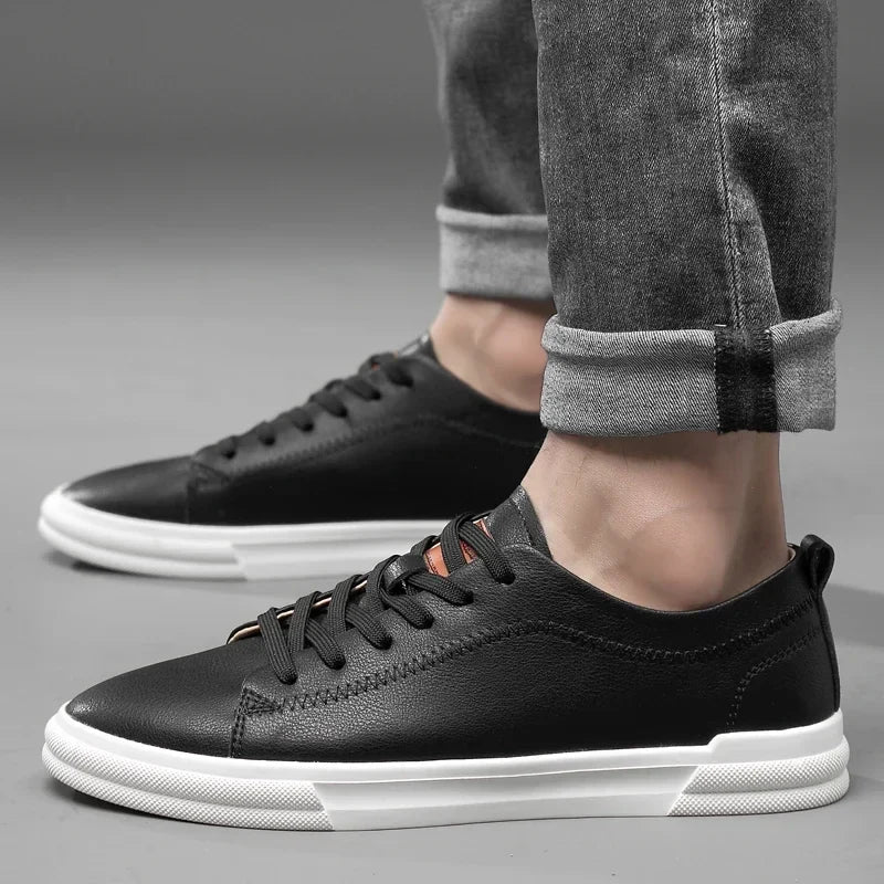 Sneakers da uomo in vera pelle e confortevoli – soletta ammortizzata, suola esterna resistente