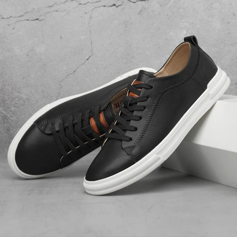 Sneakers da uomo in vera pelle e confortevoli – soletta ammortizzata, suola esterna resistente