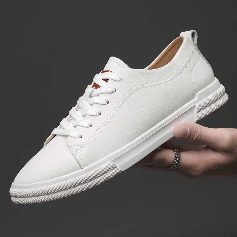 Sneakers da uomo in vera pelle e confortevoli – soletta ammortizzata, suola esterna resistente