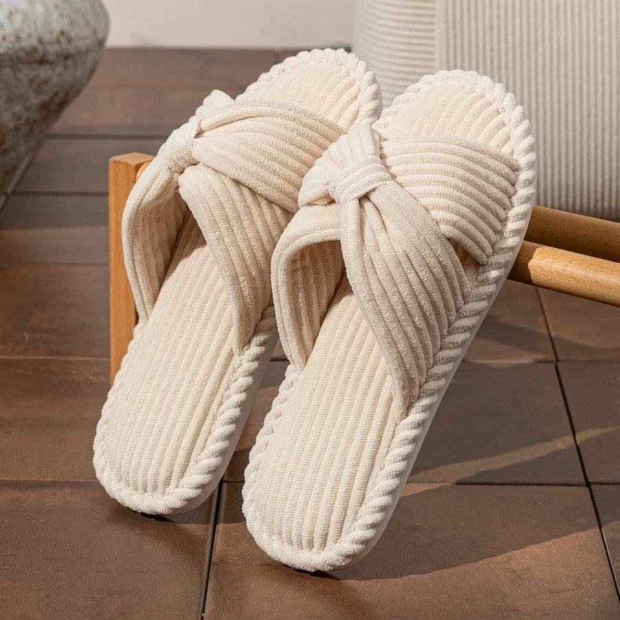 Zapatillas de felpa para mujer con lazo de pana y punta abierta