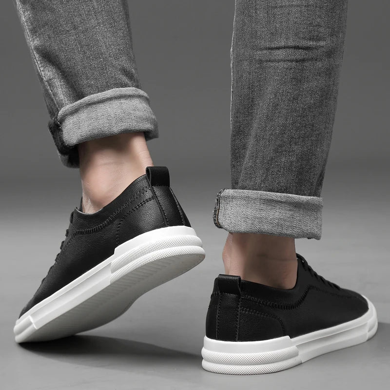 Sneakers da uomo in vera pelle e confortevoli – soletta ammortizzata, suola esterna resistente