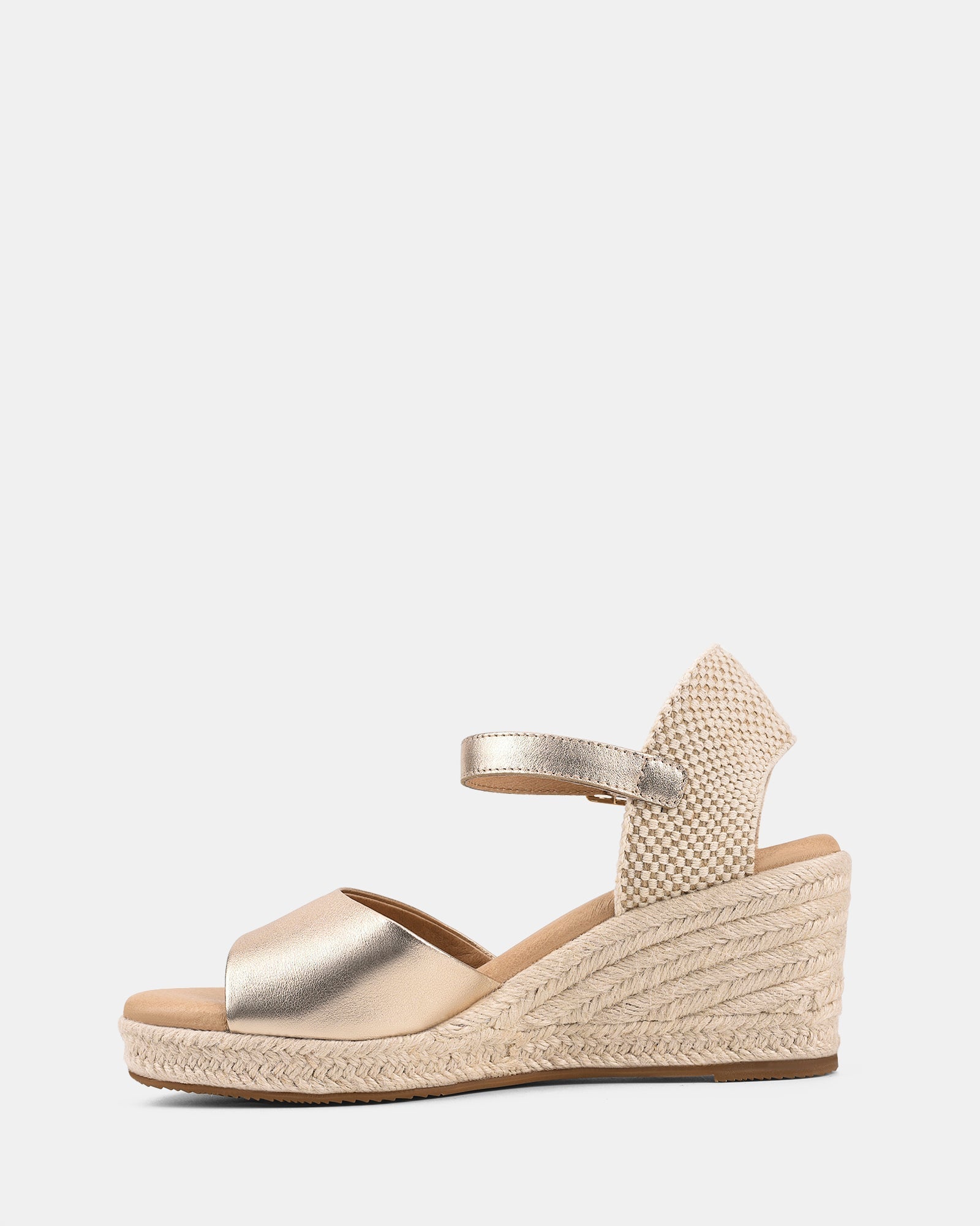 Sandalias para mujer con cuña y punta abierta