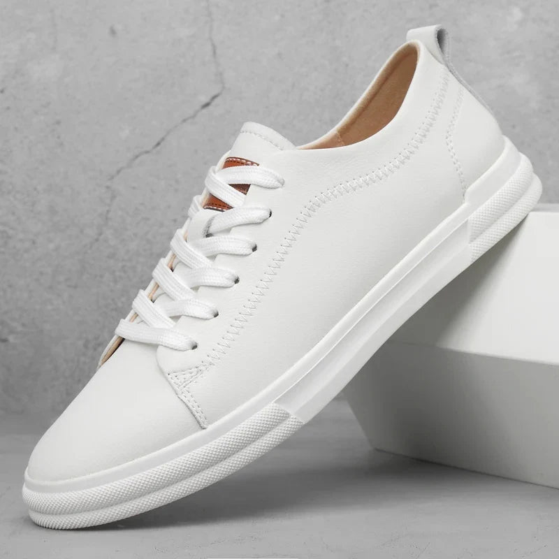 Sneakers da uomo in vera pelle e confortevoli – soletta ammortizzata, suola esterna resistente