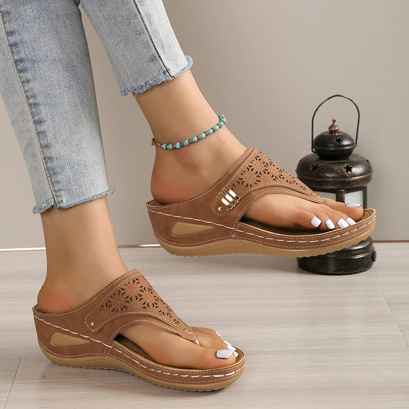 Women's Casual Sandals Wedge Heel Flip Flops Faux Leather Platform Slippers