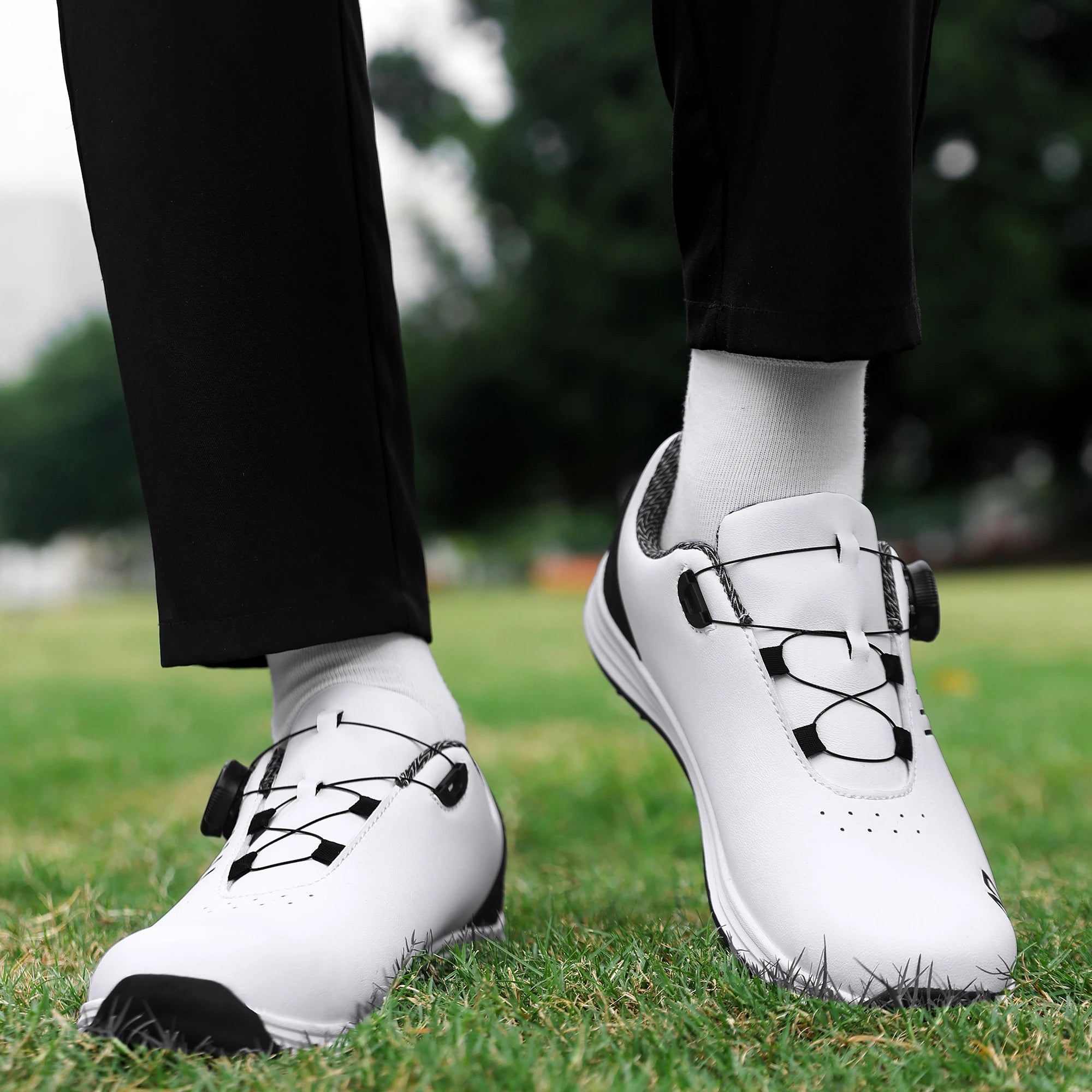Chaussures de golf en cuir antidérapantes pour homme – semelle extérieure durable en TPR, fermeture à lacets