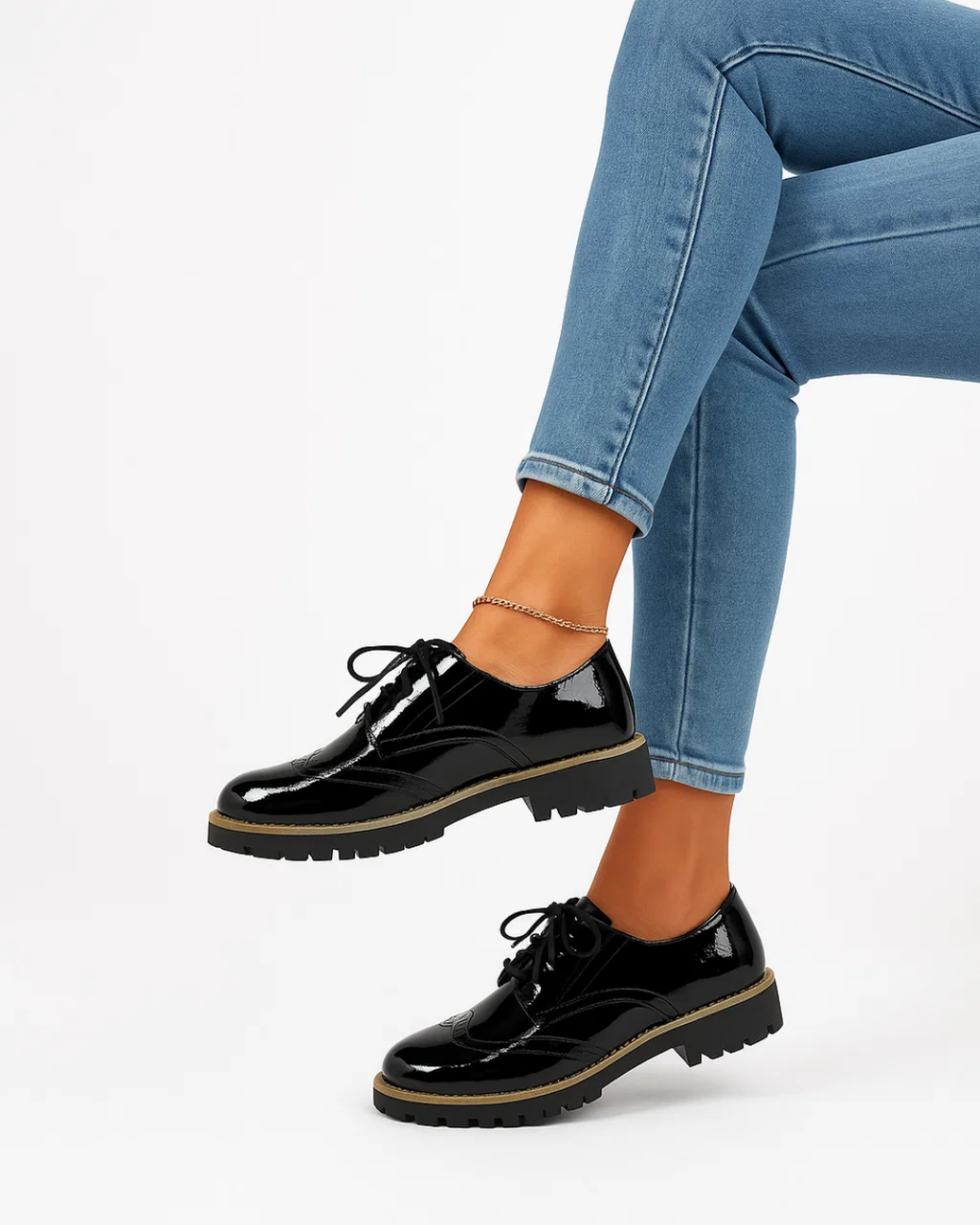Chaussures décontractées vernies à lacets pour femmes, semelle plate, baskets brillantes et tendance