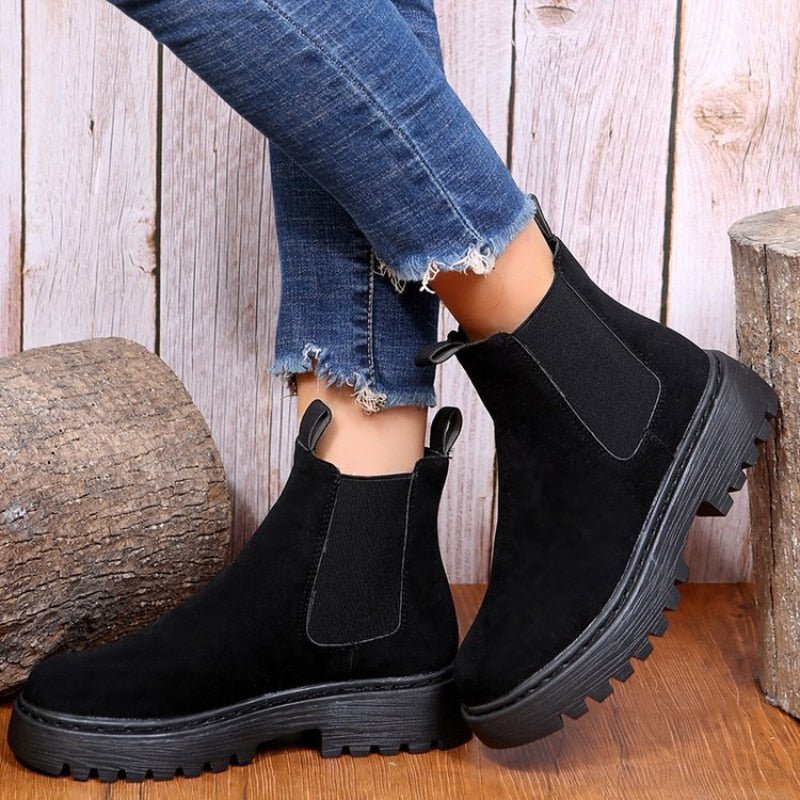 Women's Comfort Platform Chelsea Boots – Elastic Side Panels, Rounded Toe