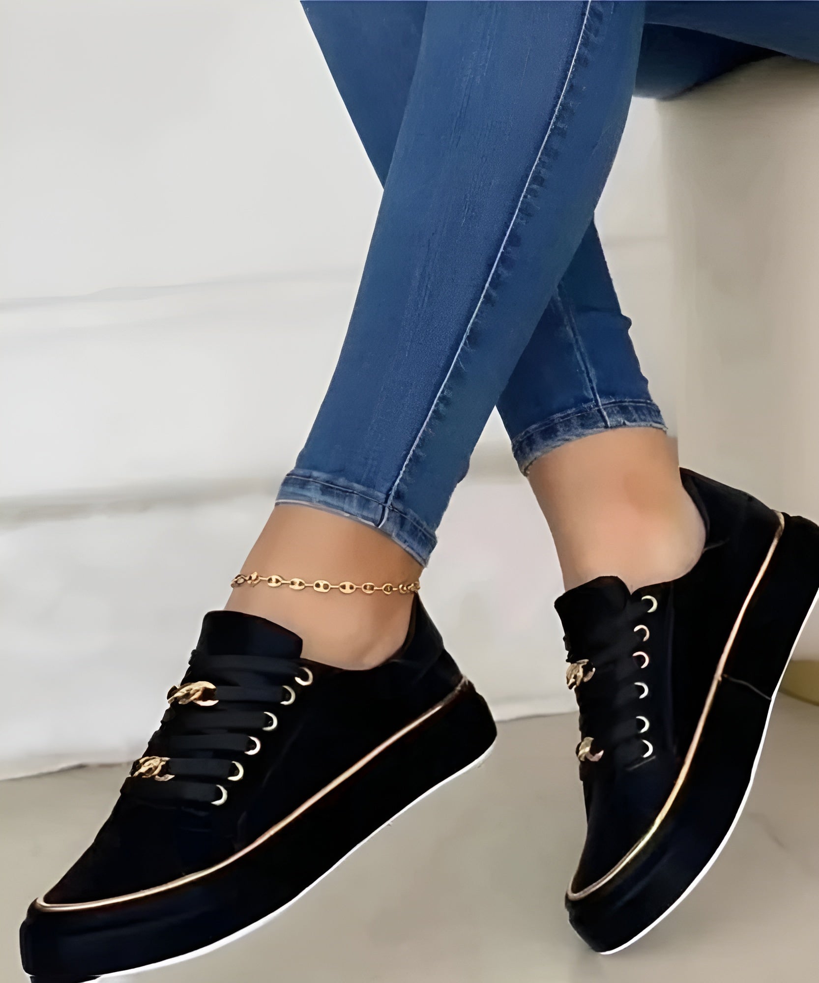 Baskets compensées pour femmes à lacets, chaussures de marche athlétiques et tendance
