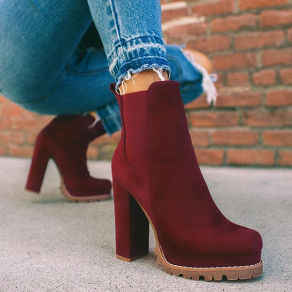 Botine de damă confortabile, cu platformă și toc – finisaj cu aspect de piele întoarsă, model fără șireturi