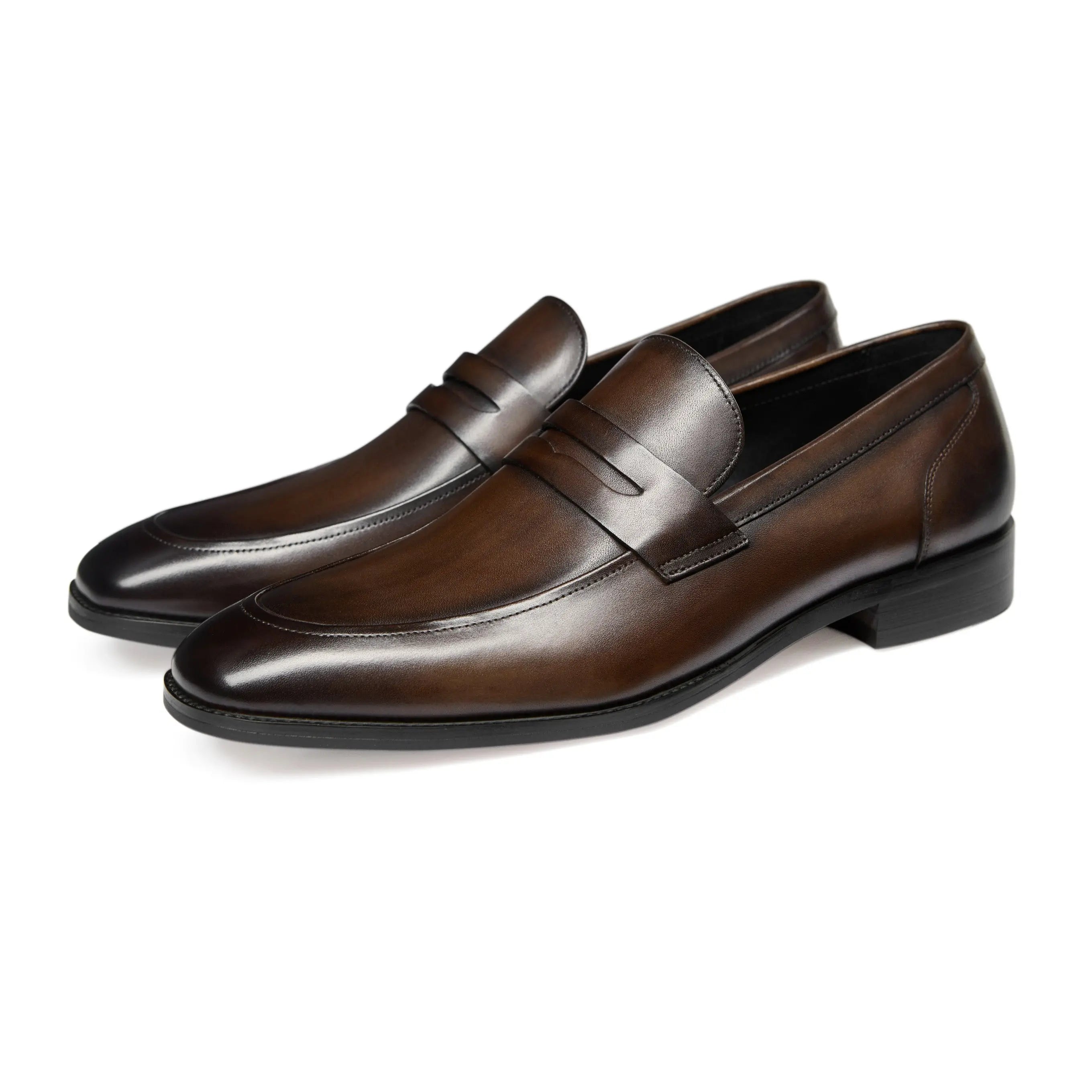 Mocassins pour hommes en cuir véritable avec design sans lacets et finition polie
