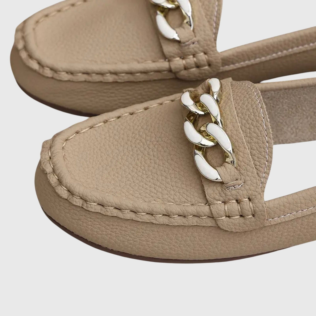 Mocassins femme à enfiler avec détail chaîne Chaussures plates habillées