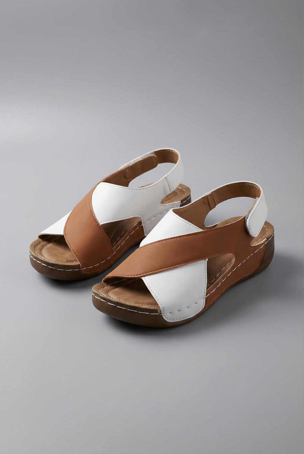 Sandales compensées confortables pour femmes, à brides croisées, à enfiler, bout ouvert, chaussures de mode