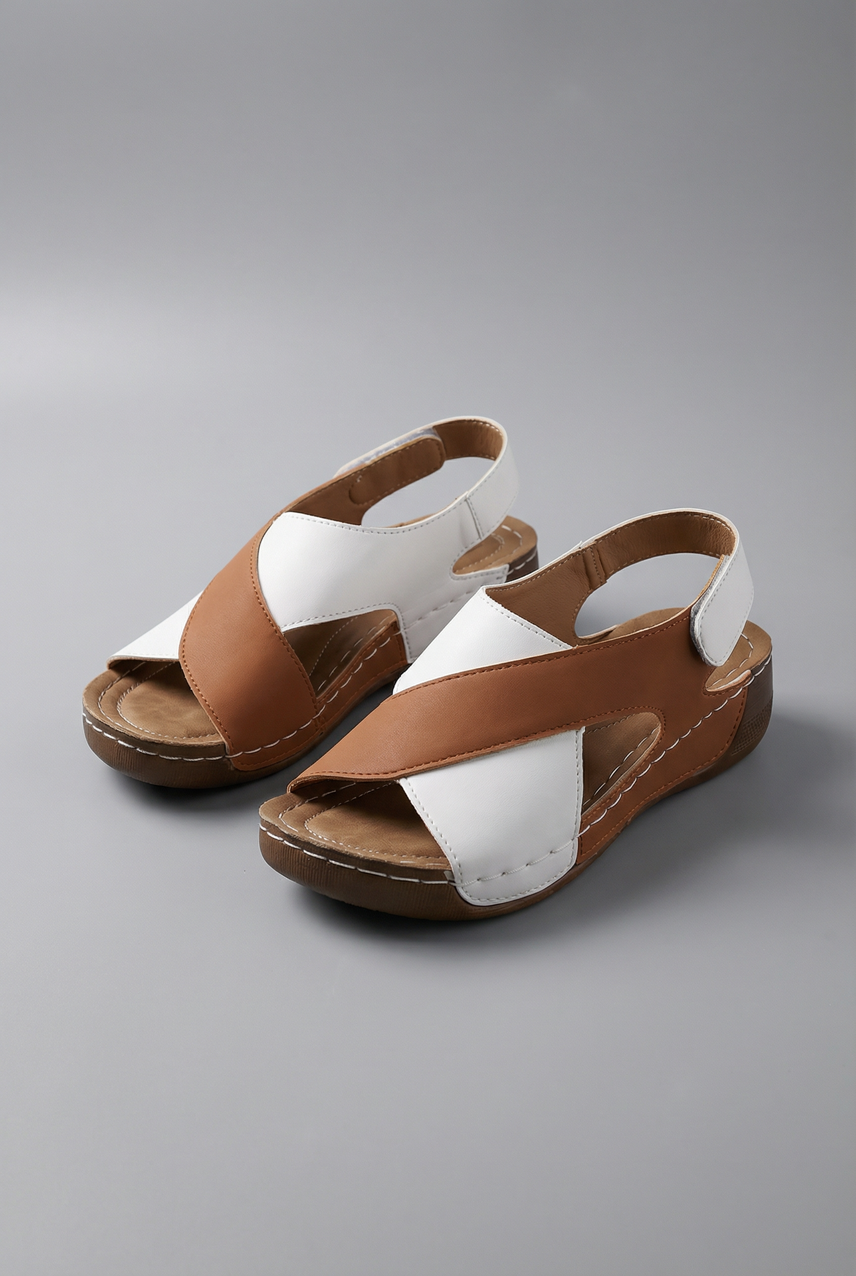 Sandales compensées confortables pour femmes, à brides croisées, à enfiler, bout ouvert, chaussures de mode