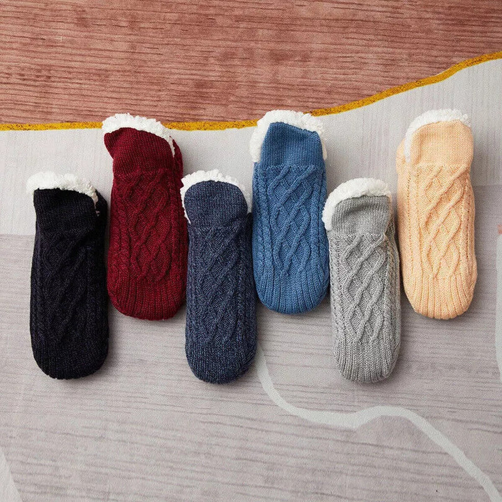 Skridsikre hjemmesokker til kvinder med fleecefor - strikket, elastisk kant, skridsikker sål