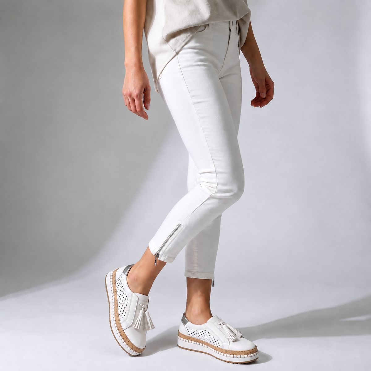Mocasines ortopédicos sin cordones con plataforma y parte superior de ante de soporte